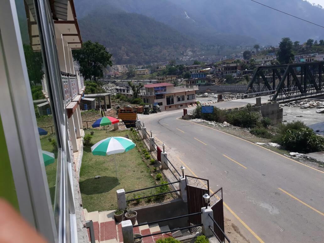 Hotel Inder Place Uttarkāshi Dış mekan fotoğraf